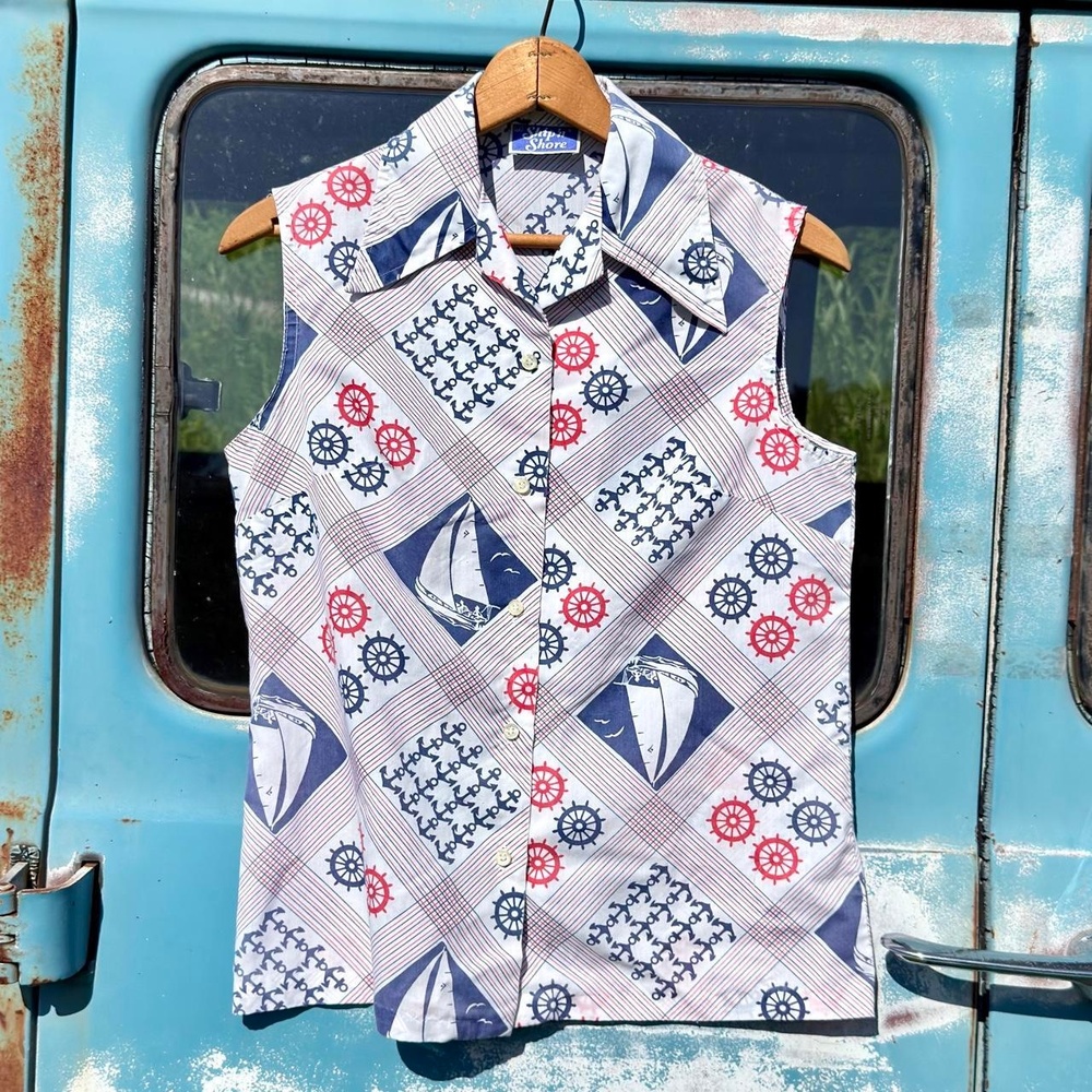 70s ship n shore novelty sail boat cotton sleeveless button up blouse
